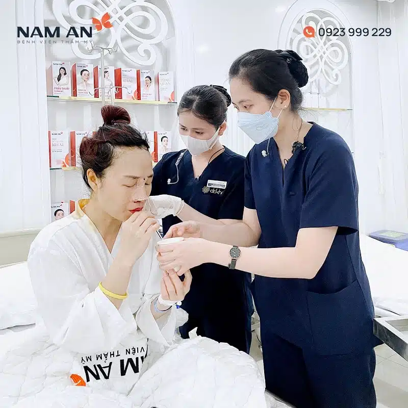 thời gian tái khám tại bệnh viện thẩm mỹ cho người Việt Kiều 