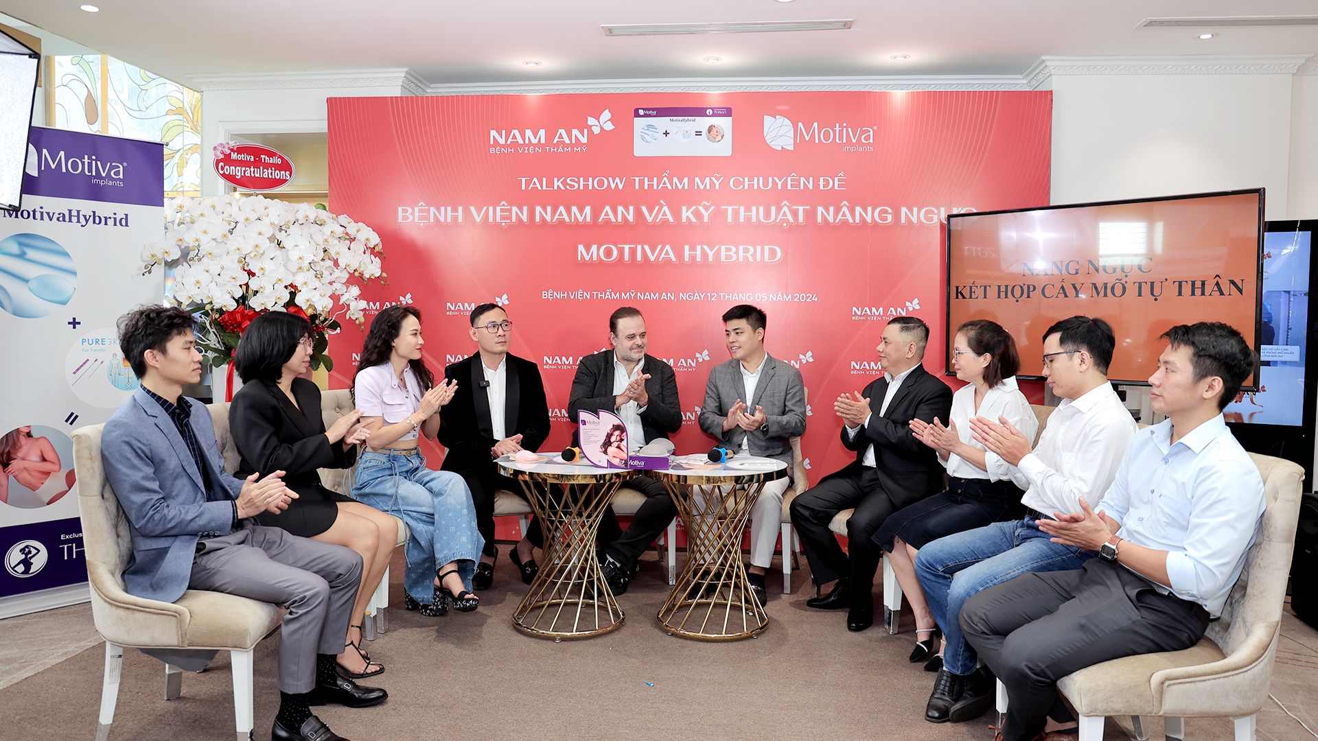 BVTM Nam An Đón Chuyên Gia Nâng Ngực Marcos Sforza (1)
