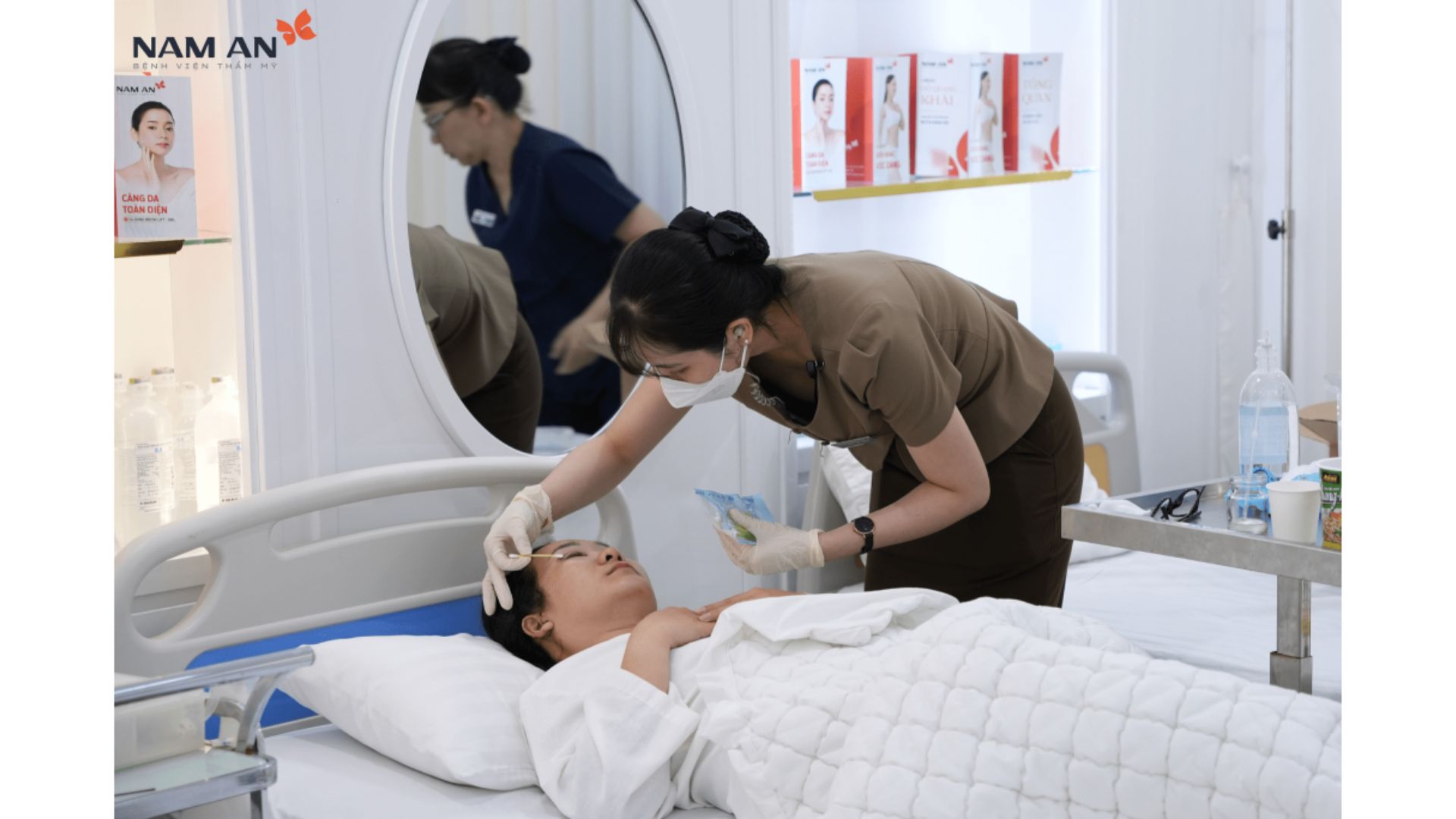 Kiều Bào Tin Tưởng Làm Đẹp Tại BVTM Nam An Cuối Năm (1)