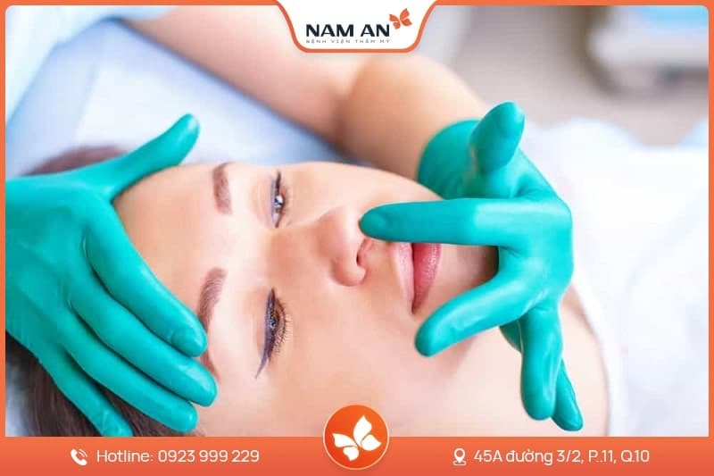 Nâng Mũi S-Line Cấu Trúc Khởi Tạo Đường Cong Mềm Mại (4)