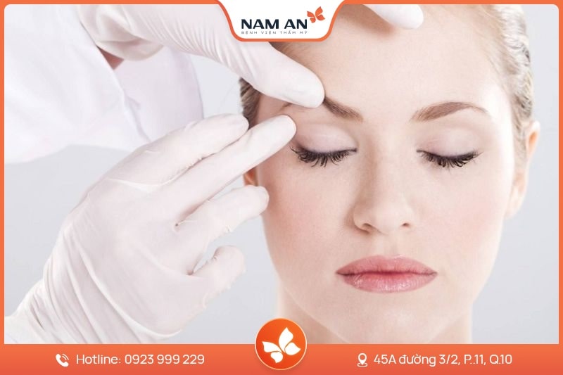 Phẫu Thuật Lấy Mỡ Mi Mắt Trẻ Hóa Đôi Mắt Tại Nam An (10)