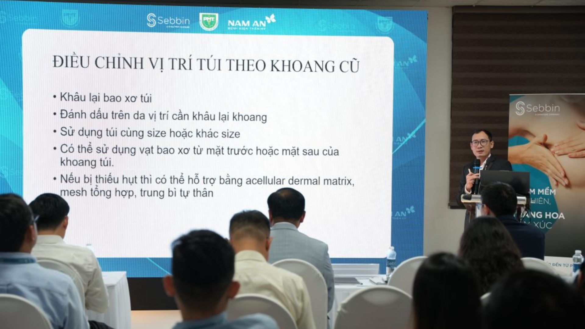 Vào ngày 18 tháng 9 năm 2024, Bệnh viện Nam An đã tổ chức Hội nghị đào tạo y khoa liên tục với sự hợp tác của Trường Đại học Y khoa Phạm Ngọc Thạch và hãng sản xuất túi độn Sebbin (5)