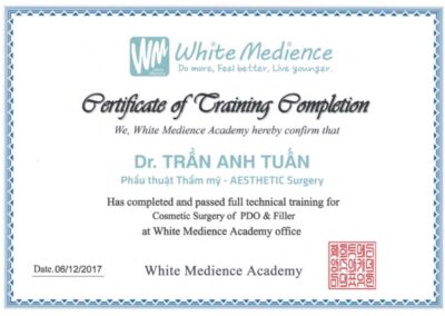 2017 Hoàn thành khóa đào tạo kỹ thuật toàn diện về Phẫu thuật thẩm mỹ với PDO & Filler