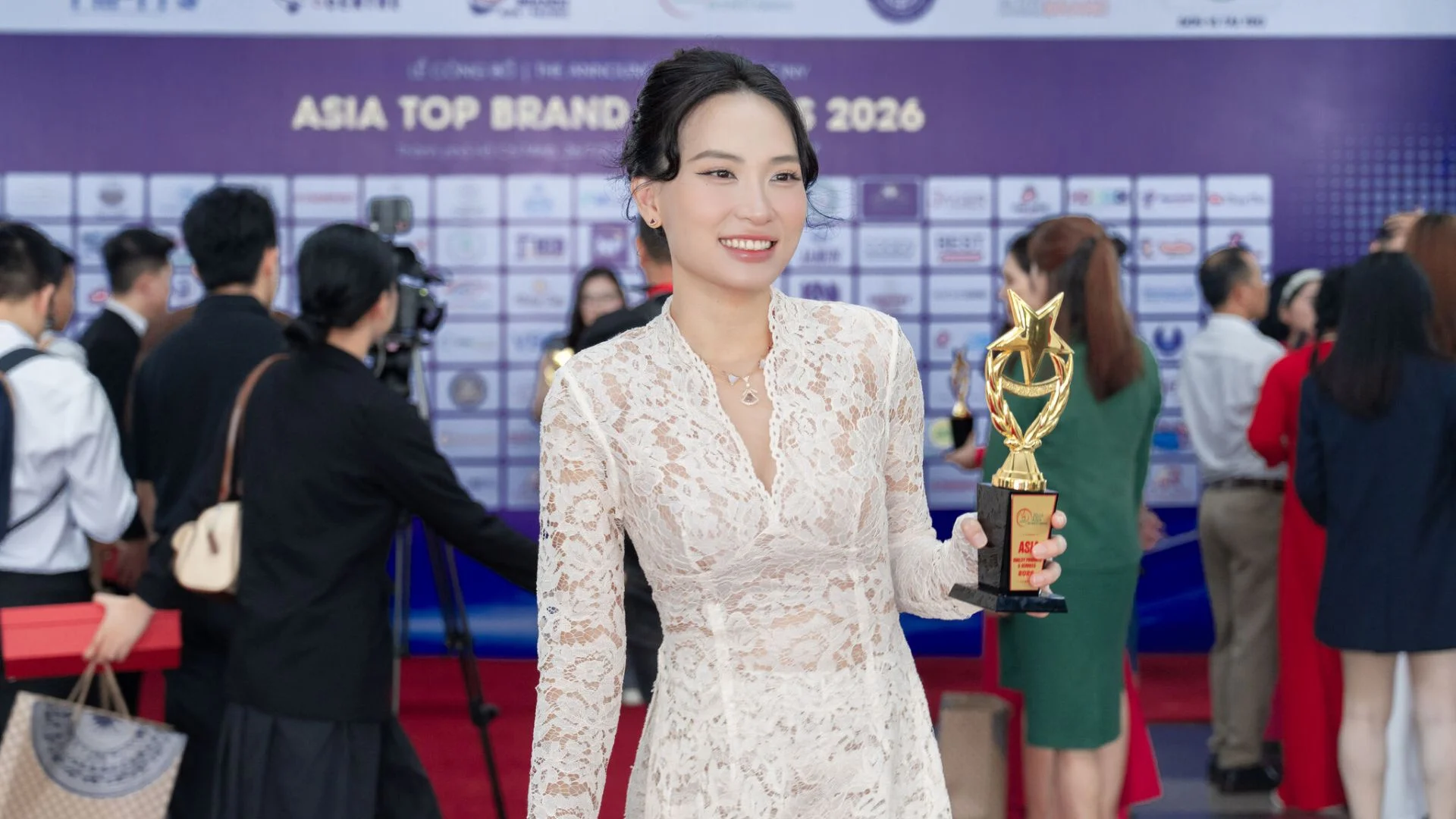 Nam An chinh phục giải thưởng "Chất lượng Châu Á 2026 Bệnh Viện Thẩm Mỹ Nam An Chinh Phục Giải Thưởng Chất Lượng Châu Á 2026.jpg